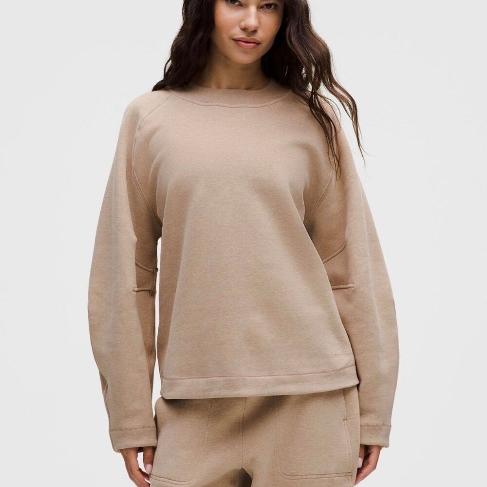 NWT Lululemon Loungeful Relaxed Crew Size XS in Heathered Nutmeg
